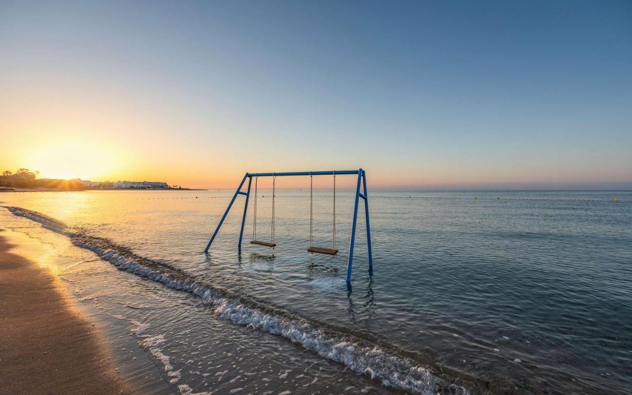 เรดิสัน บลู รีสอร์ท แอนด์ ทาลาสโซ, ฮัมมาเมต ฮัมมาเม็ต ภายนอก รูปภาพ Sunset at the beach
