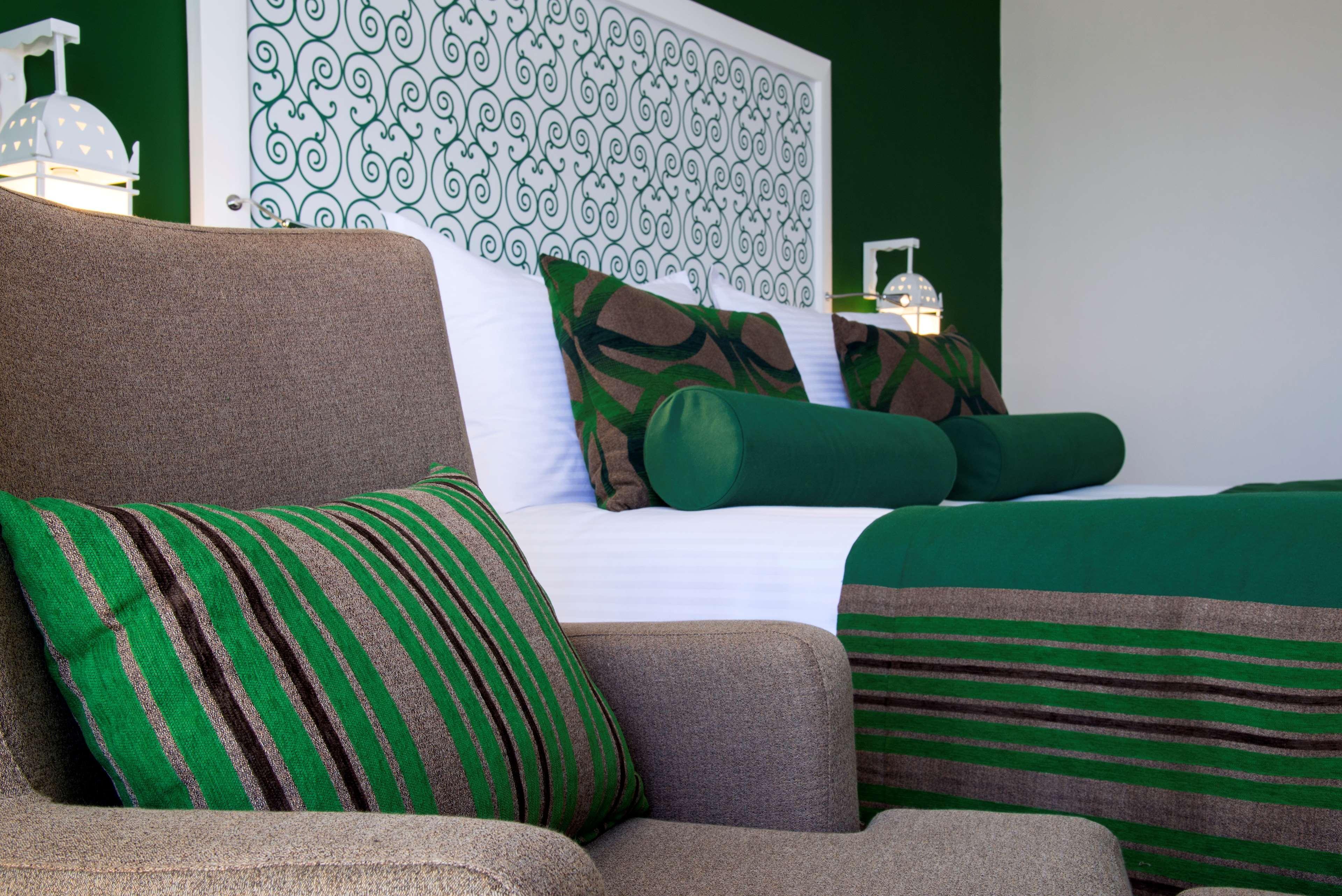 เรดิสัน บลู รีสอร์ท แอนด์ ทาลาสโซ, ฮัมมาเมต ฮัมมาเม็ต ภายนอก รูปภาพ A bed with cushions