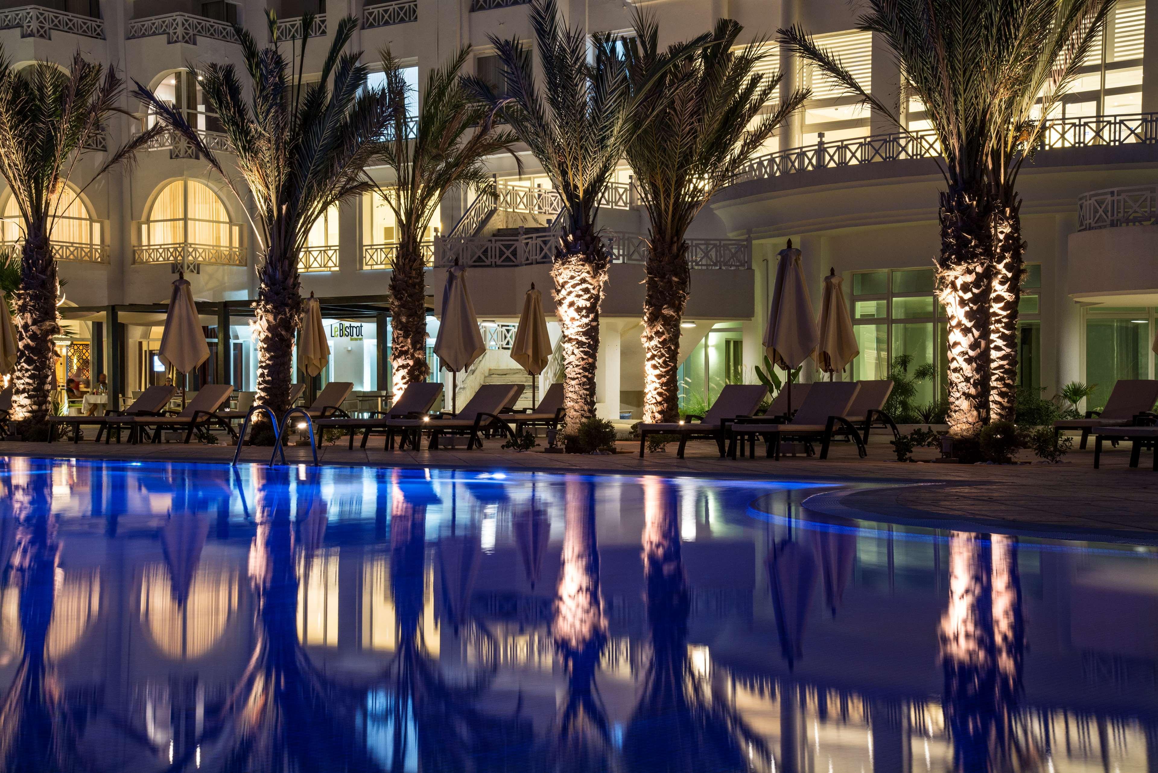 เรดิสัน บลู รีสอร์ท แอนด์ ทาลาสโซ, ฮัมมาเมต ฮัมมาเม็ต ภายนอก รูปภาพ The Royal Mirage Hotel